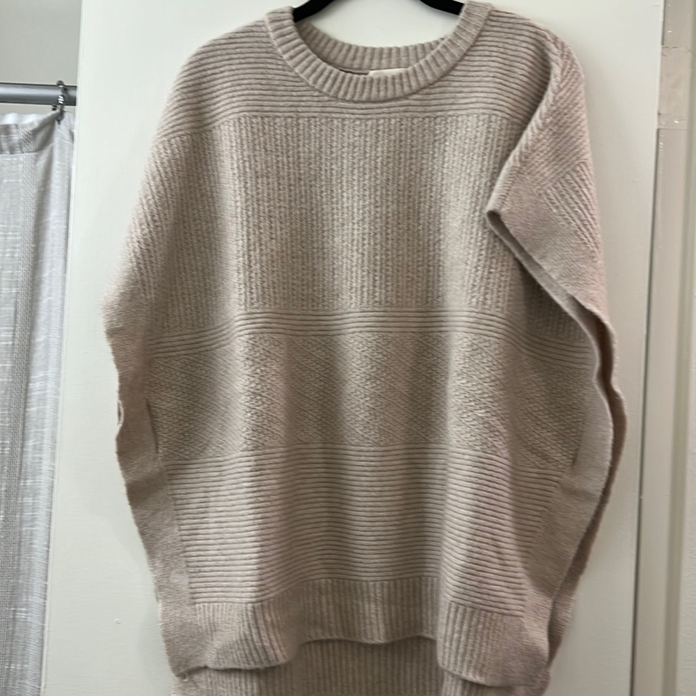 Poncho sweater